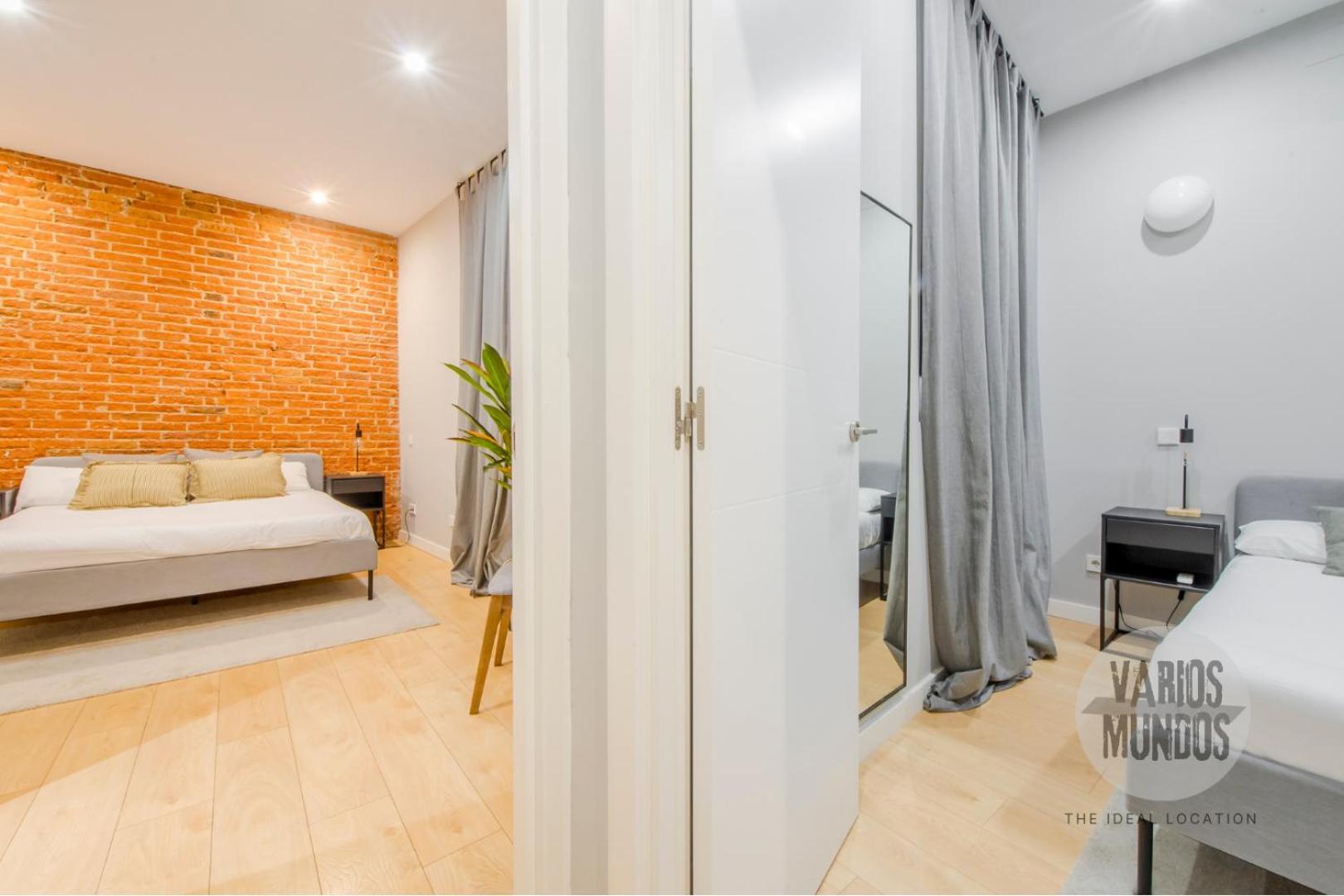 Confort Madrileno Para 8 En Tirso De Molina E2 Exteriér fotografie